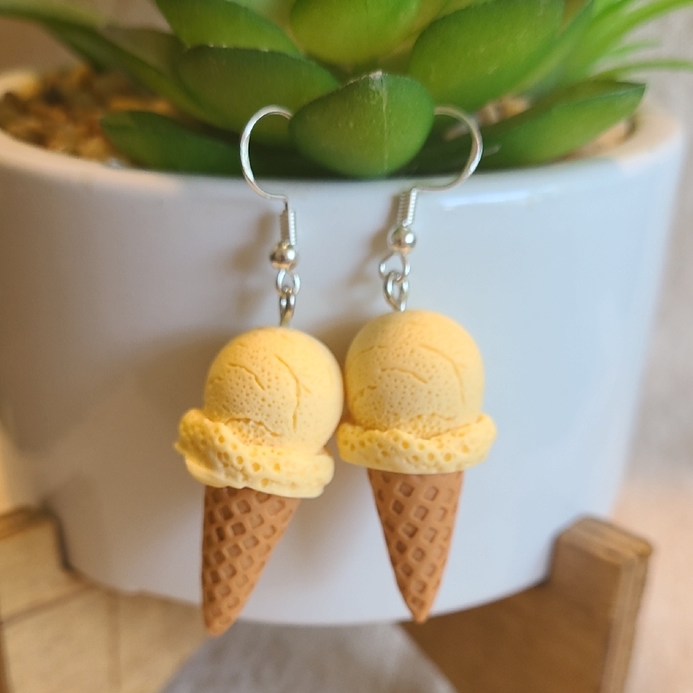 Handcrafted‎ Ice Cream Cone Earrings - Yellow and Brown NEW 2" Ladies/Girls
